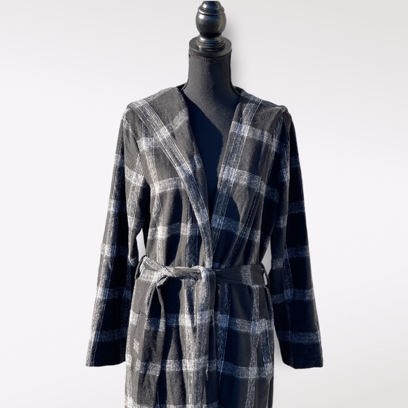 Women’s Trench Coat | Size M - Picture 4 of 8